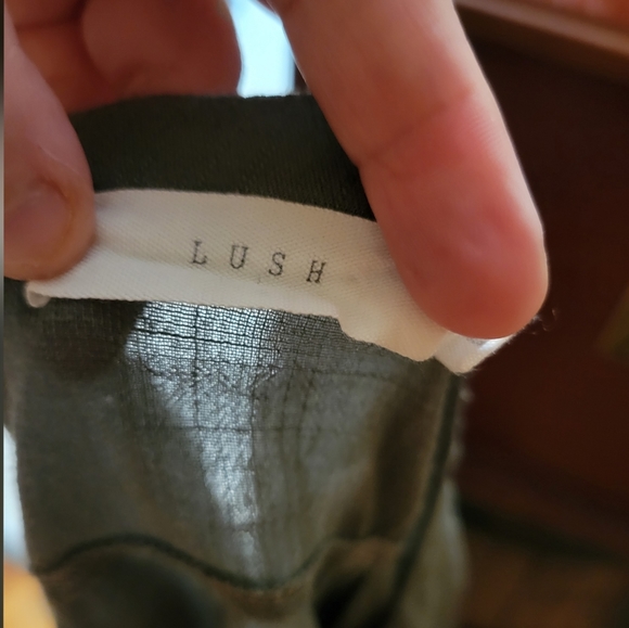 Green khaki shirt - Picture 2 of 3